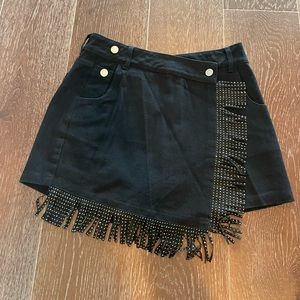 Black fringe skort